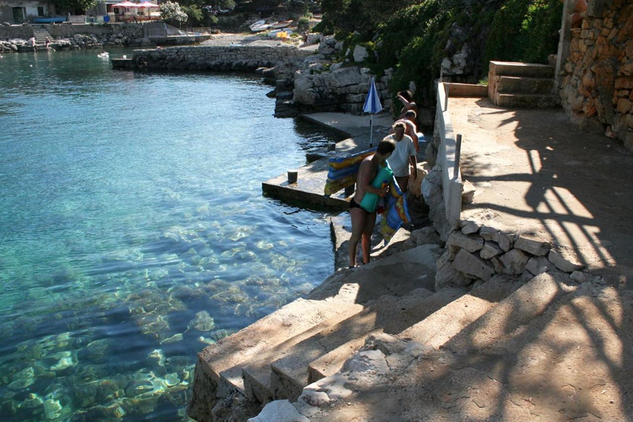 Apartments By The Sea Cove Zarace - Gdinj, Hvar - 4598 Εξωτερικό φωτογραφία