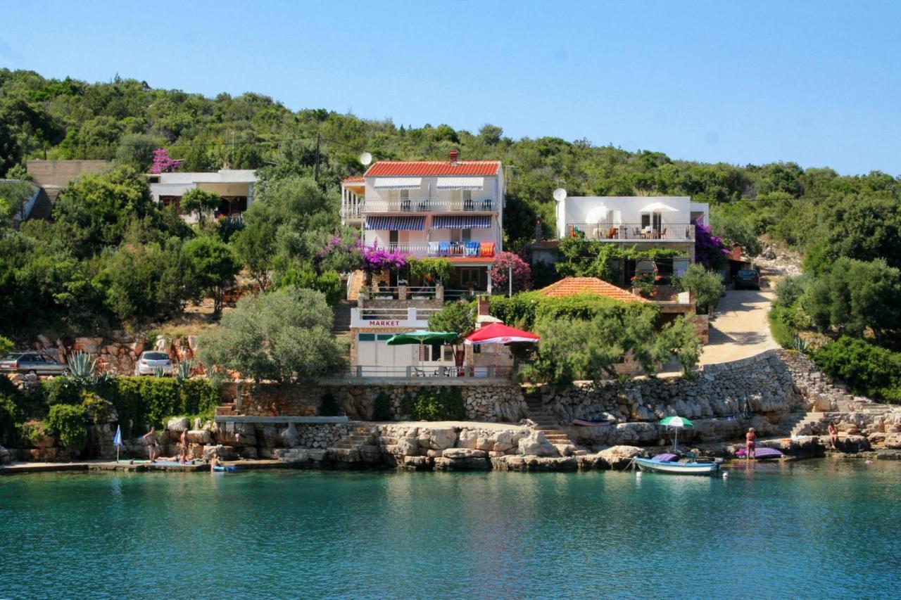 Apartments By The Sea Cove Zarace - Gdinj, Hvar - 4598 Εξωτερικό φωτογραφία