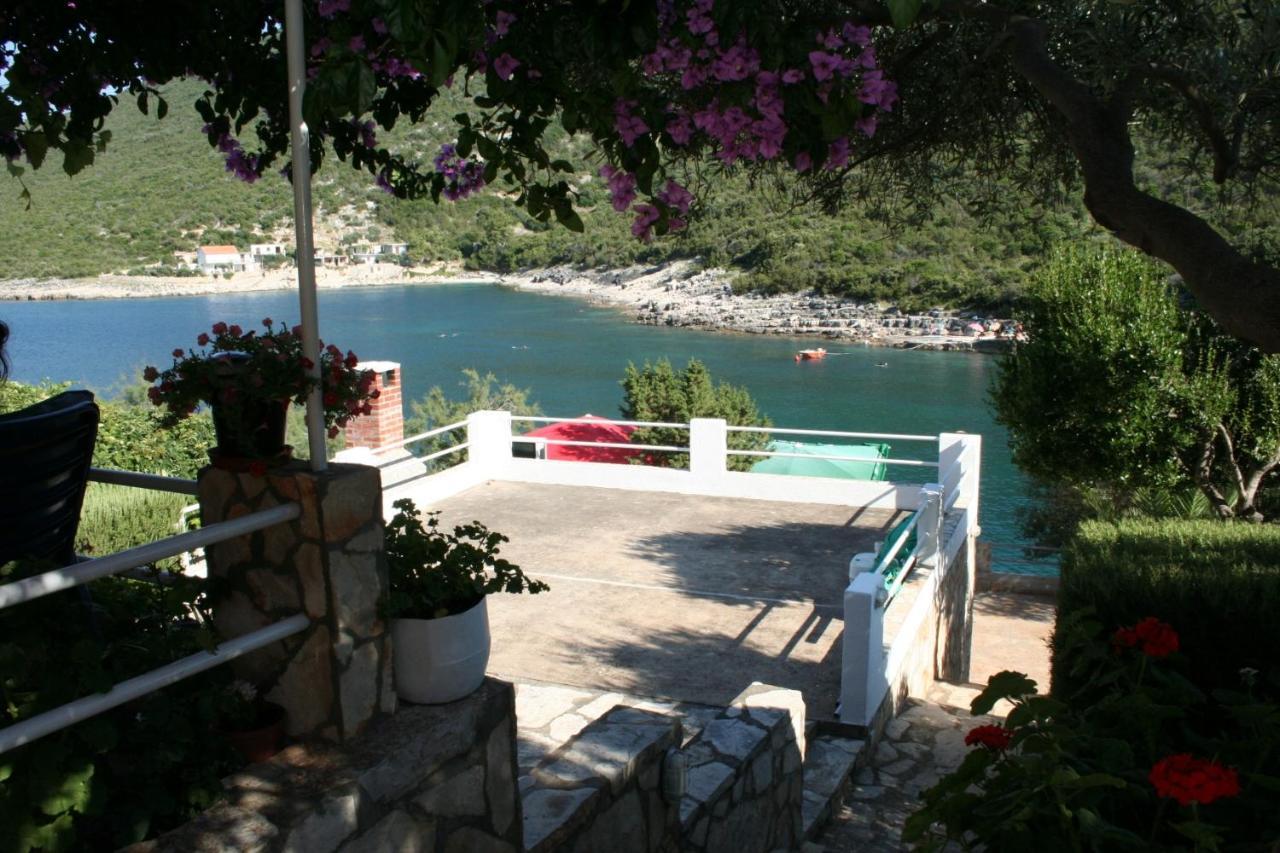 Apartments By The Sea Cove Zarace - Gdinj, Hvar - 4598 Εξωτερικό φωτογραφία