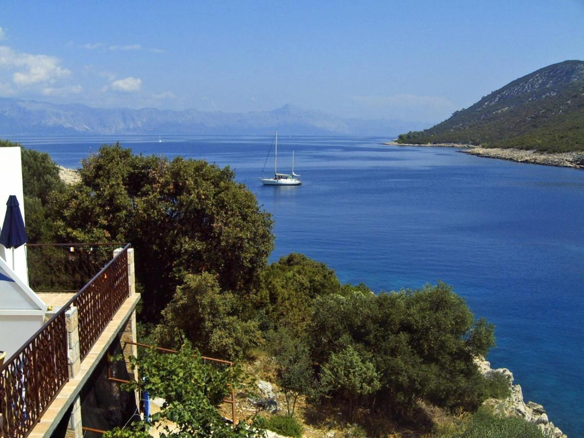 Apartments By The Sea Cove Zarace - Gdinj, Hvar - 4598 Εξωτερικό φωτογραφία