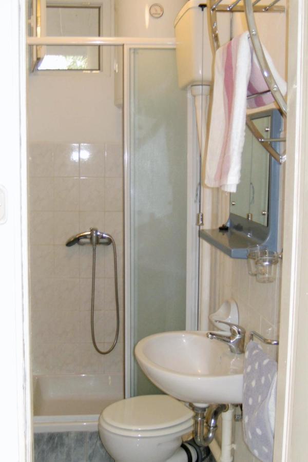 Apartments By The Sea Cove Zarace - Gdinj, Hvar - 4598 Εξωτερικό φωτογραφία